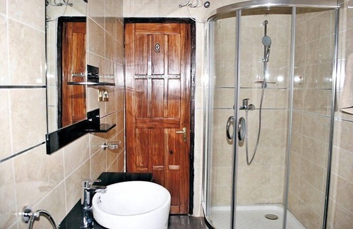 Sunyani Hotel | Eusbett Hotel