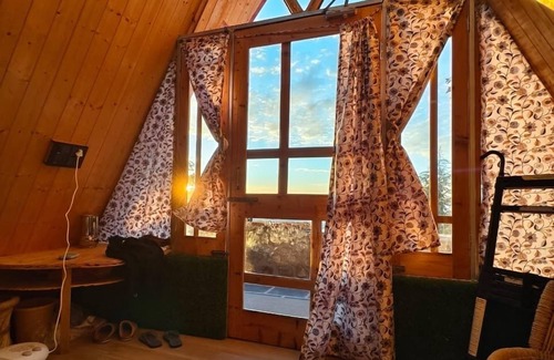 Dalhousie Cabin | Eva Cabins