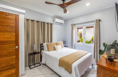 Savaneta Apartment | Eva Oceanfront Spa Resort Poolrooftop By Lucha