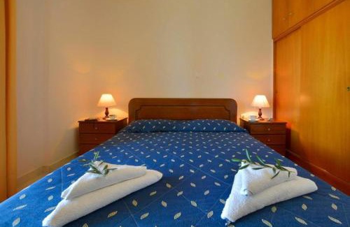 Agios Matthaios House | Evdokia's Beach House