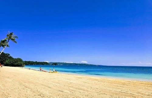 Yapak Apartment | Evelyn's Azure Escapes at Boracay Newcoast