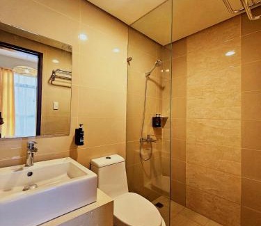 Yapak Apartment | Evelyn's Azure Escapes at Boracay Newcoast