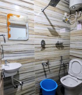 Huliyarahalli House | Evergreen Shola View