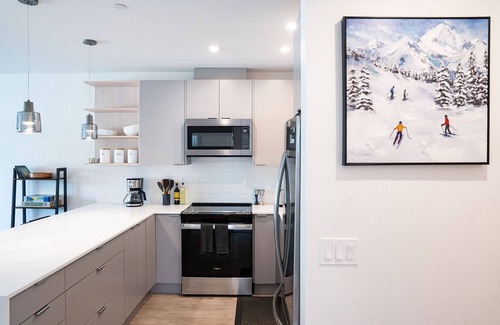 Revelstoke Condo | Everything you need in a mountainside condo