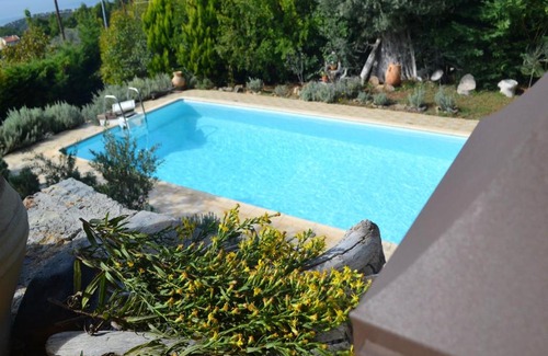 Nerotrivia Villa | Eviafoxhouse