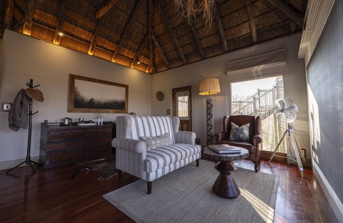 Hainaveld Game Farm Cabin | Evolve Back Kalahari