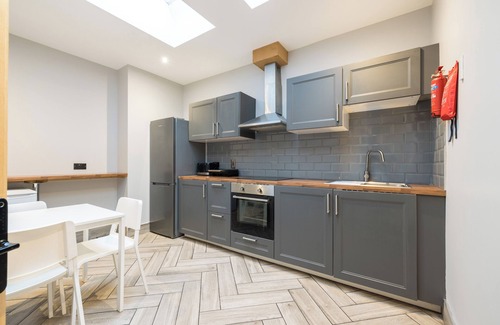 Carlow Apartment | Ewings Bar & Self-Catering Accommodation