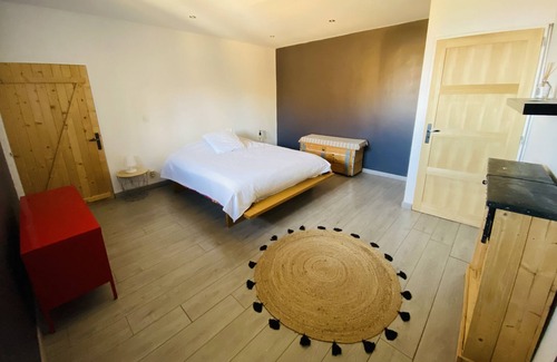 Ville-sur-Jarnioux House | Exceptional 300 m2 house with independent 65 m2 gîte