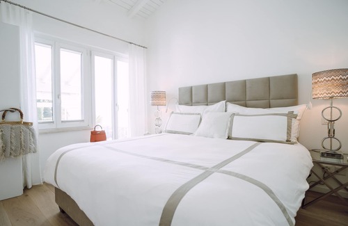 Ronco sopra Ascona Villa | Exclusive 4 1/2 bedroom villa, with 2 parking, swimming pool.