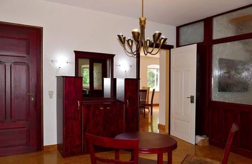 Grossschirma Villa | Exclusive apartment in a villa with park in Großschirma