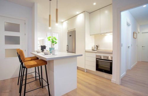 Figares Apartment | Exclusive apt 3rooms in Granda. Martinez Campos II