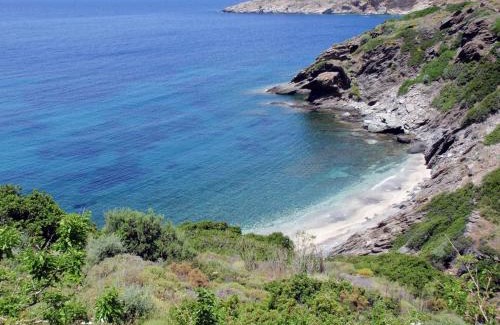 Ydrousa House | Exclusive Beach House