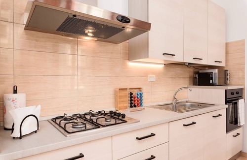 San Vincenzo Apartment | Exclusive DUCALE VIEW in the center 5 MIN AQUARIUM