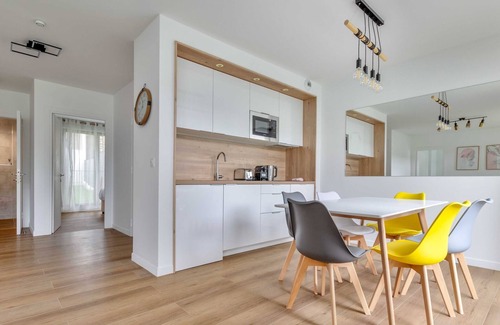 Champigny-sur-Marne Apartment | Exclusive apt with Garden - 6P - Near Disney/Paris
