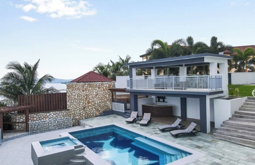 Tower Isle Villa | Exclusive French Polynesian Inspired Ocean View Villa