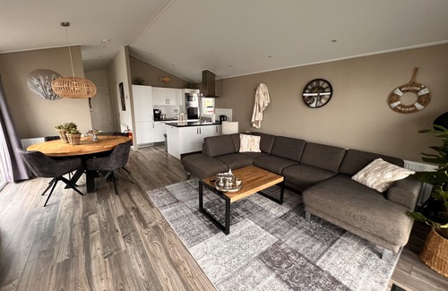 Bovenkarspel Ski Chalet | Exclusive Holiday Villa Markermeer * in Bovenkarspel on the Markermeer