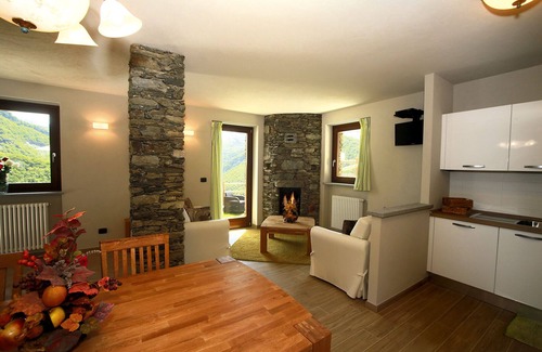 Roburent Ski Chalet | Exclusive holidays Chalets Mongioie, Val Corsaglia - Cuneo.
