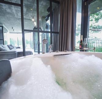 Sendvario seniunija Apartment | Exclusive Jacuzzi Apartaments Klaipėda