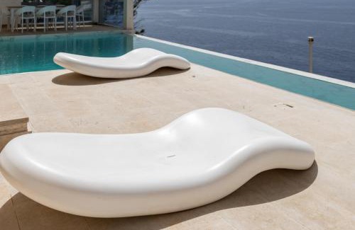 El Toro Villa | Exclusive Seafront Villa,Private Pool,Gym,BBQ