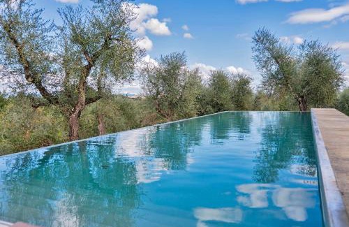 Siena Villa | Exclusive Villa Mami