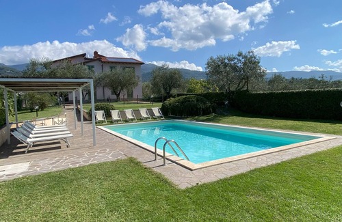 Bivio Pozzo Villa | Exclusive villa with gated pool, 12 pax, all-inclusive. 72 reviews, watch video