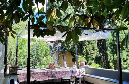 Chiavari Villa | Exclusive villa with garden and pool, within a private historic park