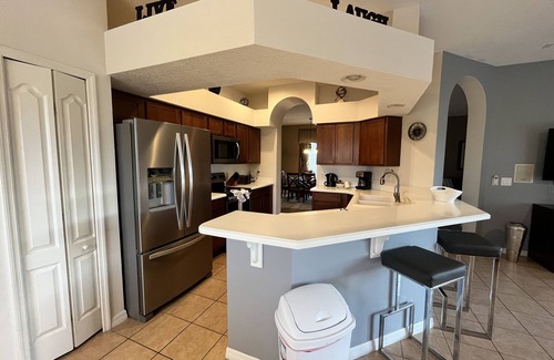 West Haven House | Executive 5 Bed 3 Bath Pool Home - INCLUDES POOL HEAT