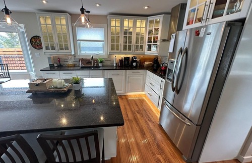 East Kootenay House | Executive 5 BR +Den Home, sleeps up to 10 w/ACn STR License S261025.01