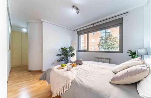 Guindalera Apartment | Executive Great House with FREE parking - Madrid Center