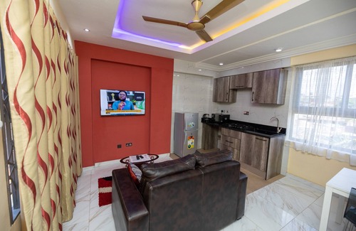 Accra Apartment | Executive One Bedroom Furnished Apartment - 25 mins drive from the Airport