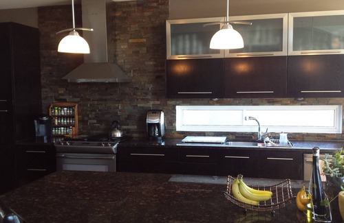 Saskatoon Bed & Breakfast | Executive Quiet Home on Edge of City1