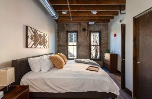 Downtown Spokane Apartment | Executive Suite with King Bed and Fast Wi-Fi