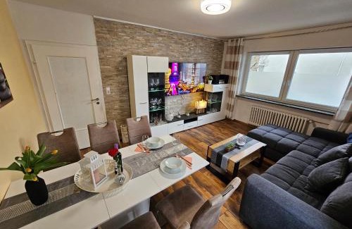 Wesertor Apartment | Exklusives und helles Erdgeschoss-Apartment No 2 im Zentrum von Kassel, schnelles 1Gbit Internet, Geschirrspüler, Boxspringbetten