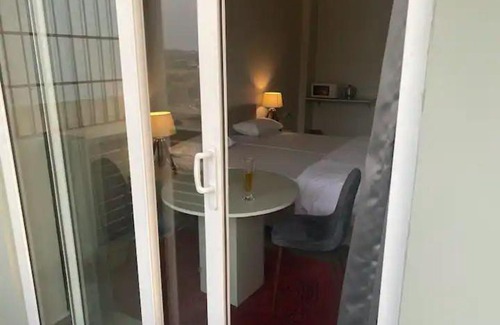 DLF Phase 3 House | Expat Home