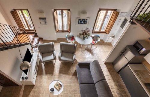 Rome City Centre Apartment | Experience Collection by ROMAC Margana Palace w/terrace & wellness