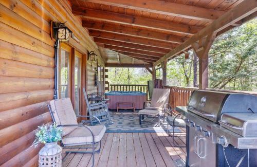 Pigeon Forge House | Experience Comfort and Tranquility at Mooseberry Just Minutes from Top Attractions