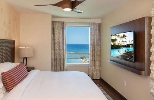 Waikiki Resort | Experience Island Paradise at The Grand Islander by Hilton - 2 Bd. Ocean View