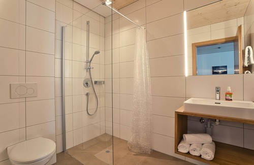 Faschina Apartment | Experience nature and mountains