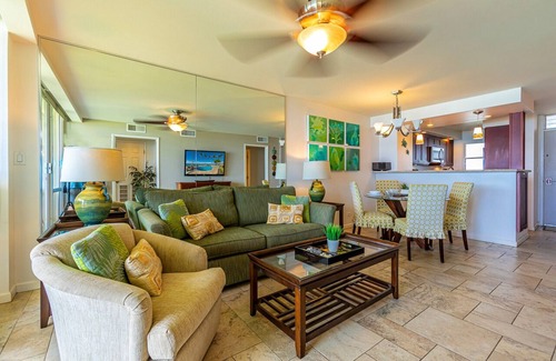 Kihei Condo | Experience Oceanfront Luxury at Royal Mauian 206: Stunning Views Await!