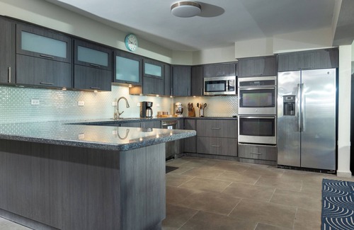 Carrizal House | Experience Paradise: Beachfront Home w/Pool & Stunning Ocean Views, rent 2 or 1