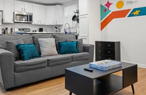 Phoenix Hill Apartment | Experience the Unique Re-Nu Shipping Container #3
