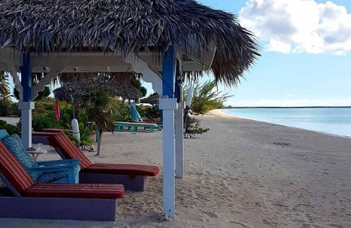 Old Bight Villa | Experience tranquil, secluded and elegant seaside villas at Rollezz