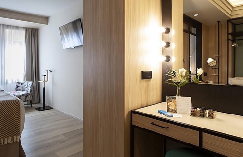 Sant Nicolau Hotel | Explore More of Palma! 3 Pet-friendly Units, Minutes Away from Cala Major