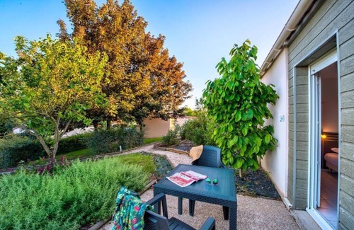 Les Epesses Apartment | Explore Puy du Fou from a Peaceful Countryside Base - Free Parking Included