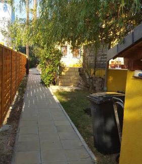 Rudolfsheim-Funfhaus Apartment | EXPLORE Wien Österreich VIENNA Austria WALTZ and CASTLES Residenz Habsburg great 2-rooms-apartment near SCHÖNBRUNN Breakfast Metro U3 U4 busses 48a 51a city kids pets