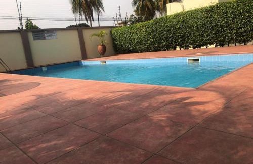 Greenhill Apartment | Exquisite 2 Bedroom Apartment for Family with Pool