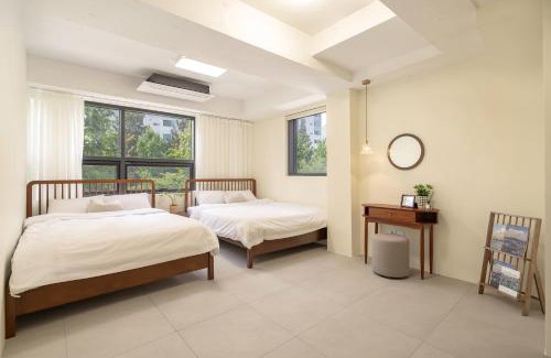 Yeonnam-dong Apartment | EXTAY mansion Hongdae 3 Beadrooms 2 Bethrooms