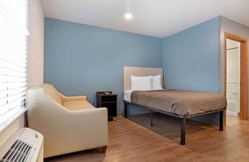 Northeast Pensacola Hotel | Extended Stay America Select Suites - Pensacola - Northeast