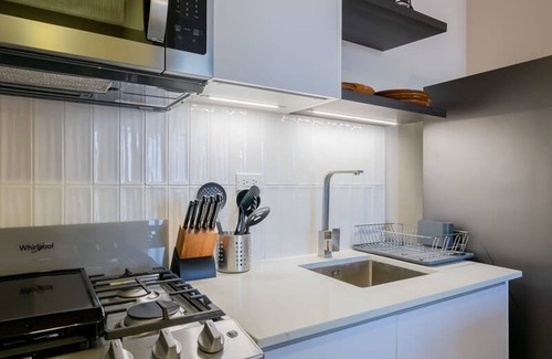 Santa Ana Apartment | Extraordinary 1BR With Balcony in Santa Ana