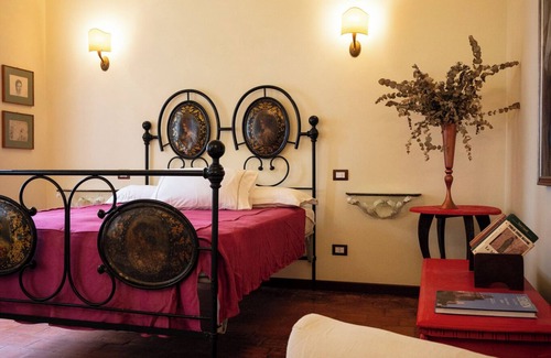 Zona LVIII Prima Porta Bed & Breakfast | Ezedra Room in Domus Anson Slj is ideal for those who love romantic places